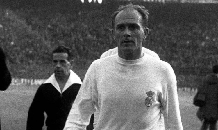 5 historic meetings between Valencia CF and Real Madrid in La Liga: From Di Stefano’s return to Cour