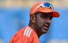 अश्विन तीसरे टेस्ट के बीच में टीम इंडिया छोड़ क्यों लौटे चेन्नई, राजीव शुक्ला ने खोला राज