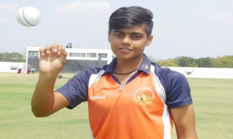 WPL 2024: गुजरात जायंट्स को लगा तगड़ा झटका, सबसे महंगी अनकैप्ड खिलाड़ी चोट के कारण हुई बाहर