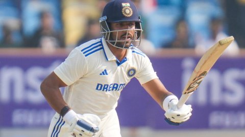 Dhruv Jurel hoping to meet MS Dhoni during Ranchi Test