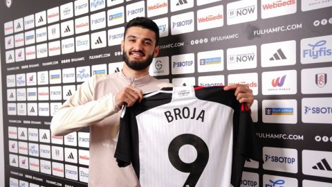 Fulham sign Armando Broja on loan from Chelsea