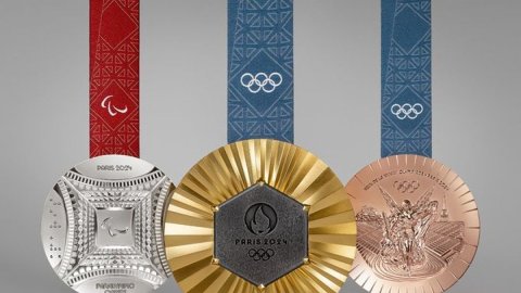 Organising Committee unveils medals for Paris Olympic and Paralympic Games