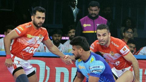 PKL 10: Parteek Dahiya, Rakesh's 10 points propel Gujarat Giants closer to Playoffs spot