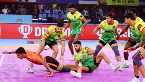 PKL 10: Patna Pirates thrash U Mumba, move one step closer to Playoffs