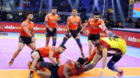 PKL 10: Pawan Sehrawat's 4-point Super Raid steers Telugu Titans to a thrilling tie with U Mumba