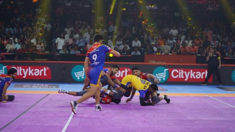 PKL 10: UP Yoddhas aim to finish Delhi leg with a win 