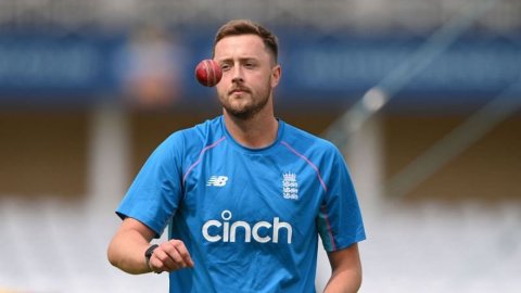 Robinson, Bashir replace Wood, Ahmed in England’s XI for Ranchi Test