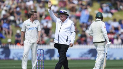 अंपायर Marais Erasmus ने भी किया रिटायरमेंट का ऐलान, 3 बार जीत चुके हैं ICC अंपायर ऑफ द ईयर अवॉर्ड