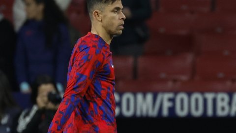 Valencia defender Gabriel to join Atletico Madrid on free transfer