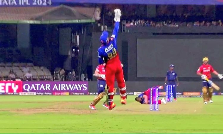 अनुज रावत दिखे सुपरमैन अंदाज में, हवा में उछलकर एक हाथ से पकड़ा अविश्वसनीय कैच,देखें Video