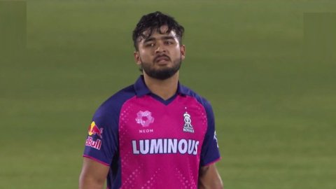  Riyan Parag creates history against Delhi Capitals Breaks Sanju Samson’s Record 