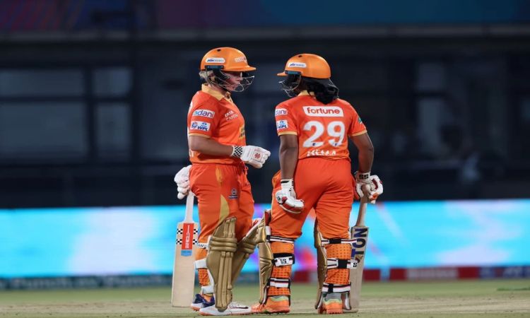 WPL 2024: हेमलता और कप्तान मूनी ने जड़े अर्धशतक, गुजरात ने मुंबई को दिया 191 रन का लक्ष्य 