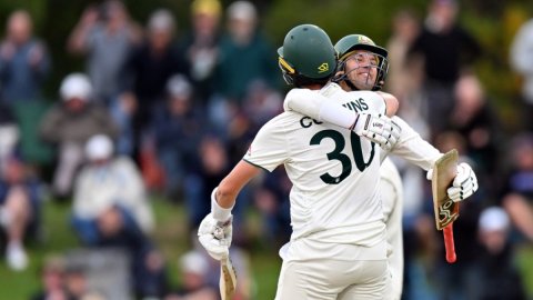 Alex Carey stars as Australia beat New Zealand in World Test Championship thriller