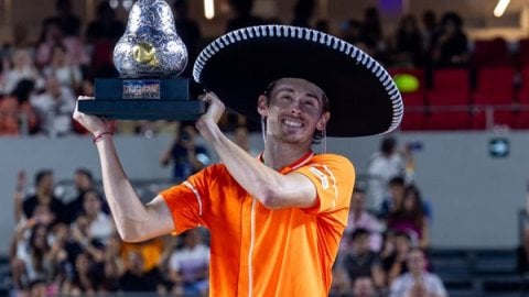 De Minaur downs Ruud to defend Mexican Open title