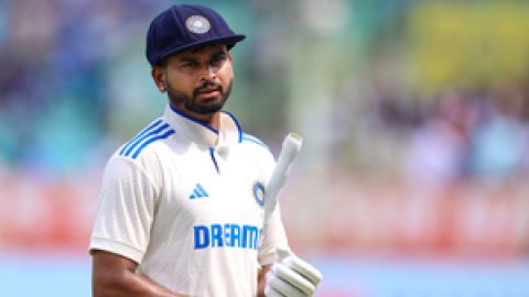 Iyer out of the field for second consecutive day due to back spasm