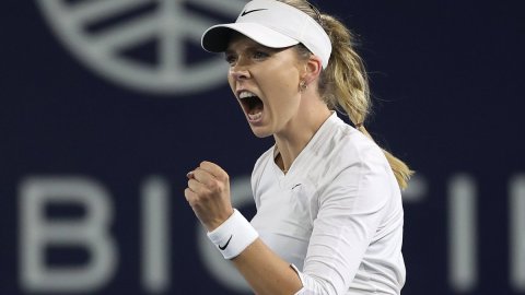 San Diego Open: Katie Boulter storms into semis with straight-set victory