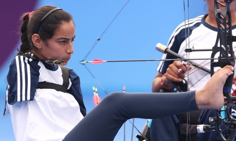 Women's Day: Teenage armless archer Sheetal Devi redefines excellence with extraordinary talent