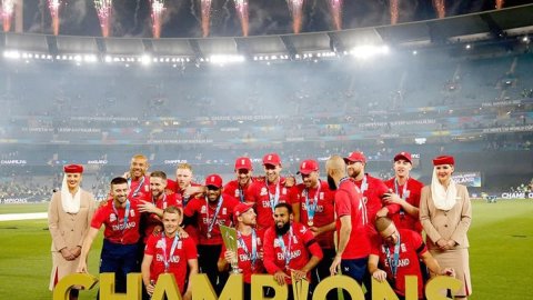 इंग्लैंड क्रिकेट टीम को तगड़ा झटका, T20 World Cup 2024 से बाहर हुआ स्टार खिलाड़ी