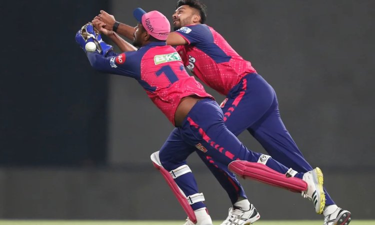 कैच पकड़ने के चक्कर में आवेश खान से भिड़े संजू सैमसन, फिर कप्तान का फूटा गुस्सा, देखें Video
