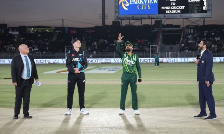 New Zealand opt to bowl first against Pakistan in third t20i