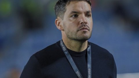 Cruzeiro sack manager Larcamon