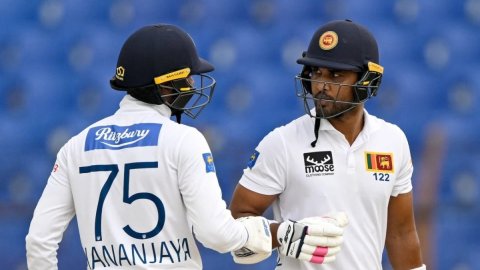 Dinesh Chandimal leaves second Test against Bangladesh due to 'family emergency'