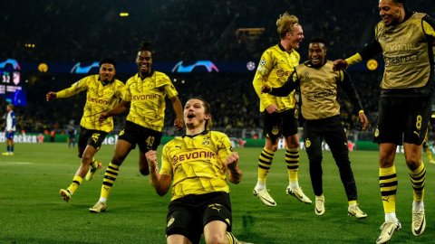 Dortmund stuns Atletico in dramatic Champions League quarters