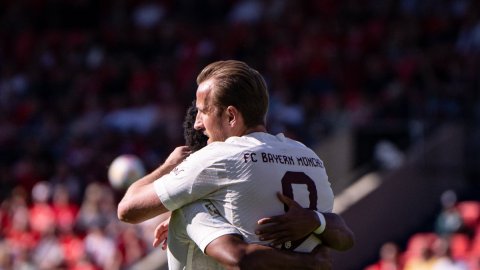 Heidenheim stun Bayern, Leverkusen one win away from Bundesliga title