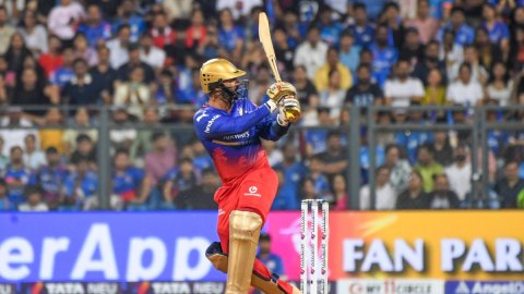 IPL 2024: Faf, Patidar, Karthik hit fifties as RCB reach 196/8 despite Bumrah's 5-21