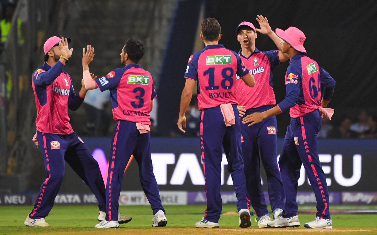 Mumbai : IPL match between Mumbai Indians and Rajasthan Royals IPL 2024: Shane Bond hails RR bowler's 'collective effort' in restricting MI on below-par score