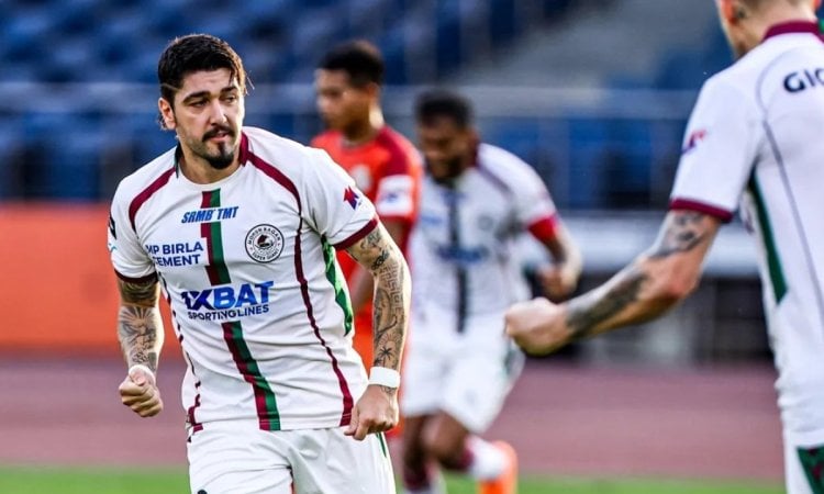 ISL 2023-24: Mohun Bagan spice up fight for League Shield with narrow win against Punjab FC