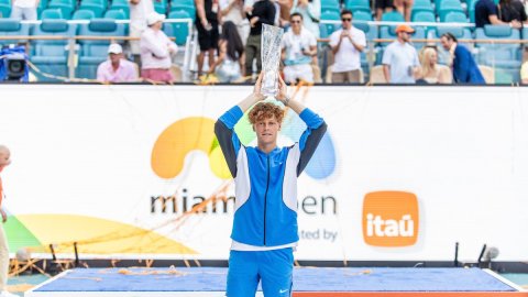 Jannik Sinner beats Dimitrov Grigor Dimitrov to win Miami Open