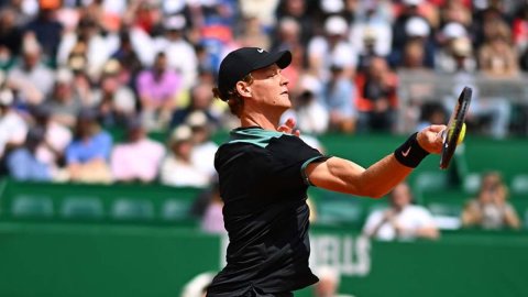 Sinner sweeps past Korda, Tsitsipas dispatches Etcheverry in Monte-Carlo