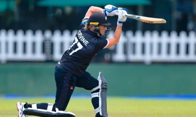 NZW vs ENGW, 3rd ODI: சோஃபி டிவைன் அசத்தல் சதம்; ஆறுதல் வெற்றியைப் பெற்றது நியூசிலாந்து!