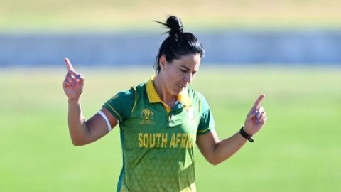 South Africa's Kapp reprimanded for swearing during ODI; second breach of ICC code in a week