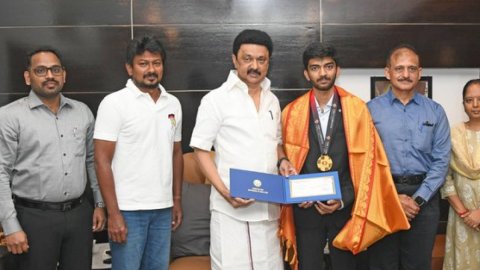 Stalin felicitates Gukesh, hands over cheque for Rs 75 lakh