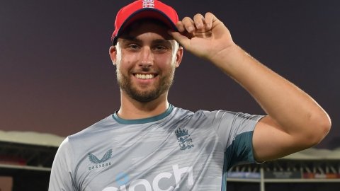 Will Jacks wants to stake claim to England Test berth for Test series against Pakistan in December