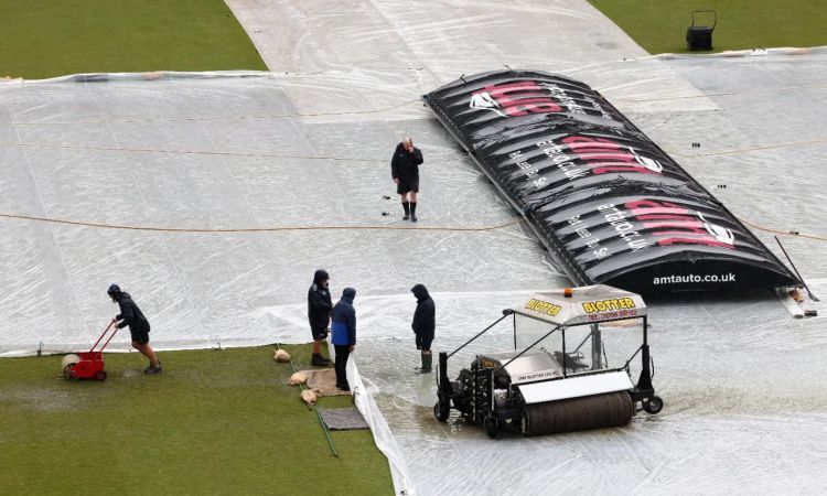 1st T20I: इंग्लैंड बनाम पाकिस्तान का मैच बारिश के कारण हुआ रद्द 