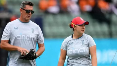 England Women's Cricket Coach Jon Lewis Using AI To Pick Team