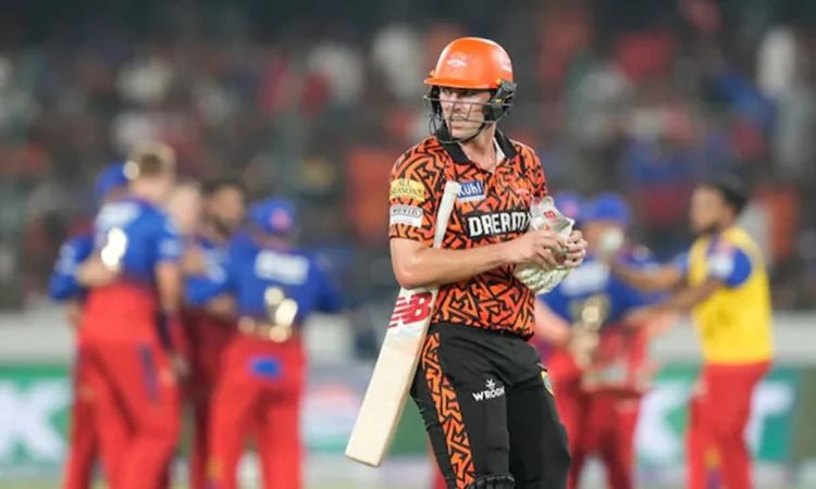  पैट कमिंस ने IPL प्लेऑफ में रचा इतिहास, तोड़ डाला 16 साल पुराना रिकॉर्ड