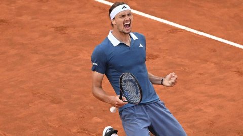 ATP Tour: Zverev beats Jarry to win title in Rome, sixth Masters 1000 crown so far