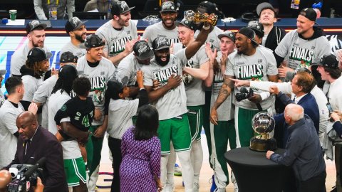 Boston Celtics clean sweep Pacers 4-0 to book place in NBA Finals