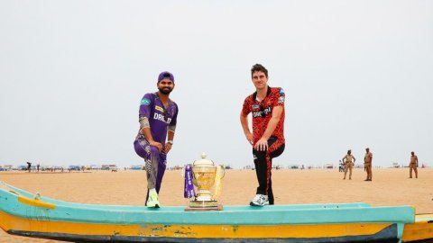 Chennai : Kolkata Knight Riders captain Shreyas Iyer and Sunrisers Hyderabad captain Pat Cummins pos