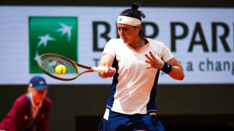 French Open: Jabeur struggles through to third round with win over Osorio