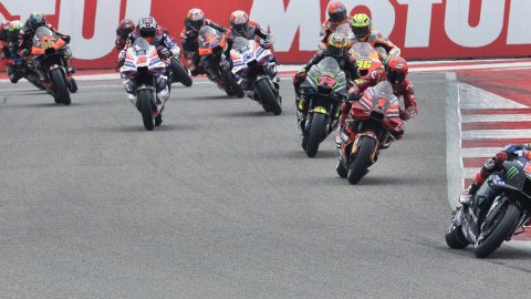 Greater Noida : Riders compete during the Moto GP race at Buddh International Circuit