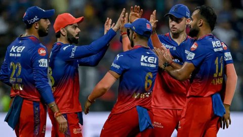 'RCB अभी भी प्लेऑफ में पहुंच सकती है', हेड कोच एंडी फ्लॉवर ने नहीं मानी है हार