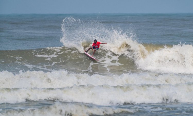 Indian Open of Surfing: Tamil Nadu surfers dominate day 1, Subramani M. keeps Karnataka’s hopes aliv