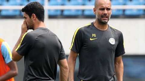 Jamie Carragher believes Arteta 'might have to wait till Pep goes' to lift Premier League trophy