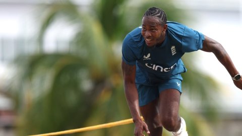 Jofra Archer has got that extra pace and fear factor to bring to opposition, says Sam Curran