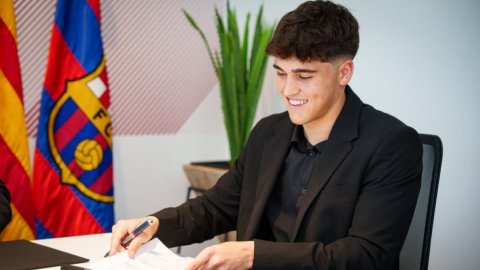 La Liga 2023-24: Teenage defender Pau Cubarsi signs new contract with FC Barcelona